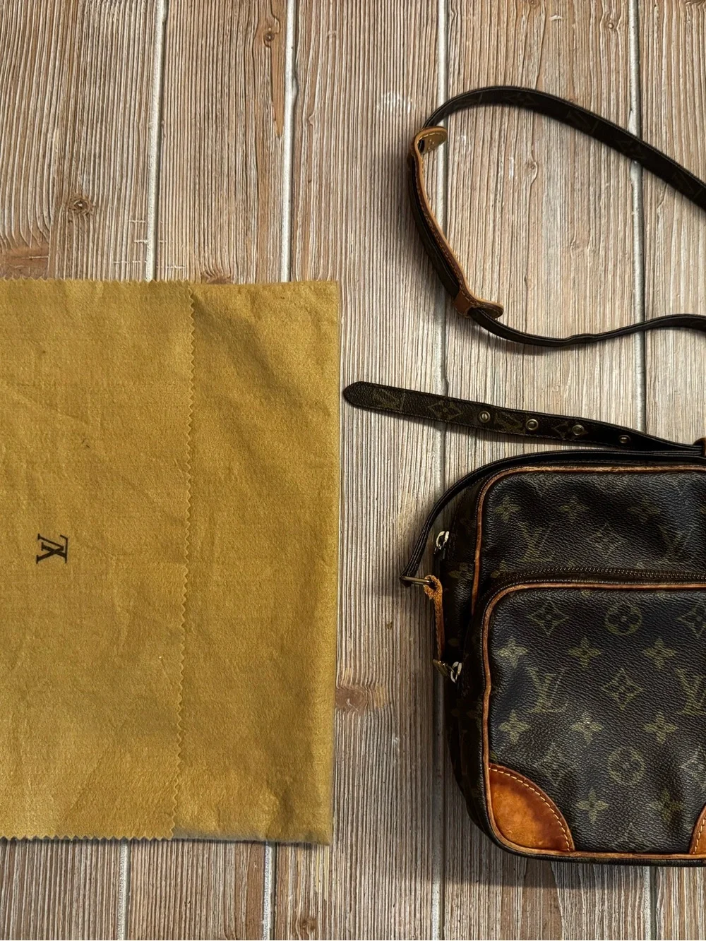 Authentic Vintage Louis Vuitton Monogram Amazone Crossbody Bag with LV bust bag
